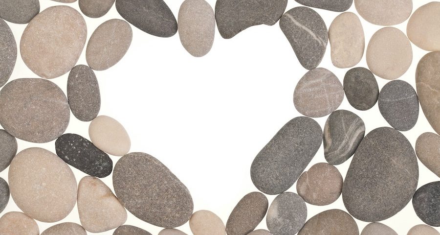 Heart-shaped gap in the pebbles