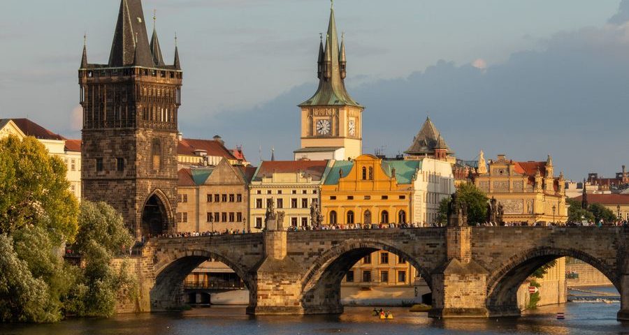 Charles Bridge in Prague. Photo by Martin Krchnacek on Unsplash