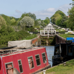 canal boats at Caen Hill locks, Devizes, by Bob Jenkin on Pexels
