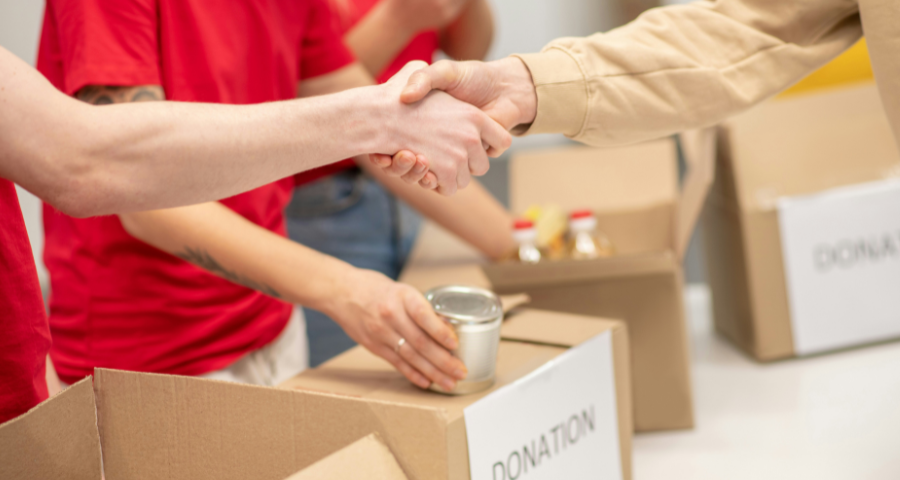 donating food getty images for unsplash+